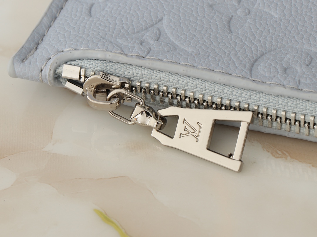 LV Bundle Monogram Empreinte Bag / LV Bella Bucket Bag กระเป๋าสะพายทรงบัคเก็ตรุ่นใหม่ ตกแต่งอะไหล่สีทองหรูหรา