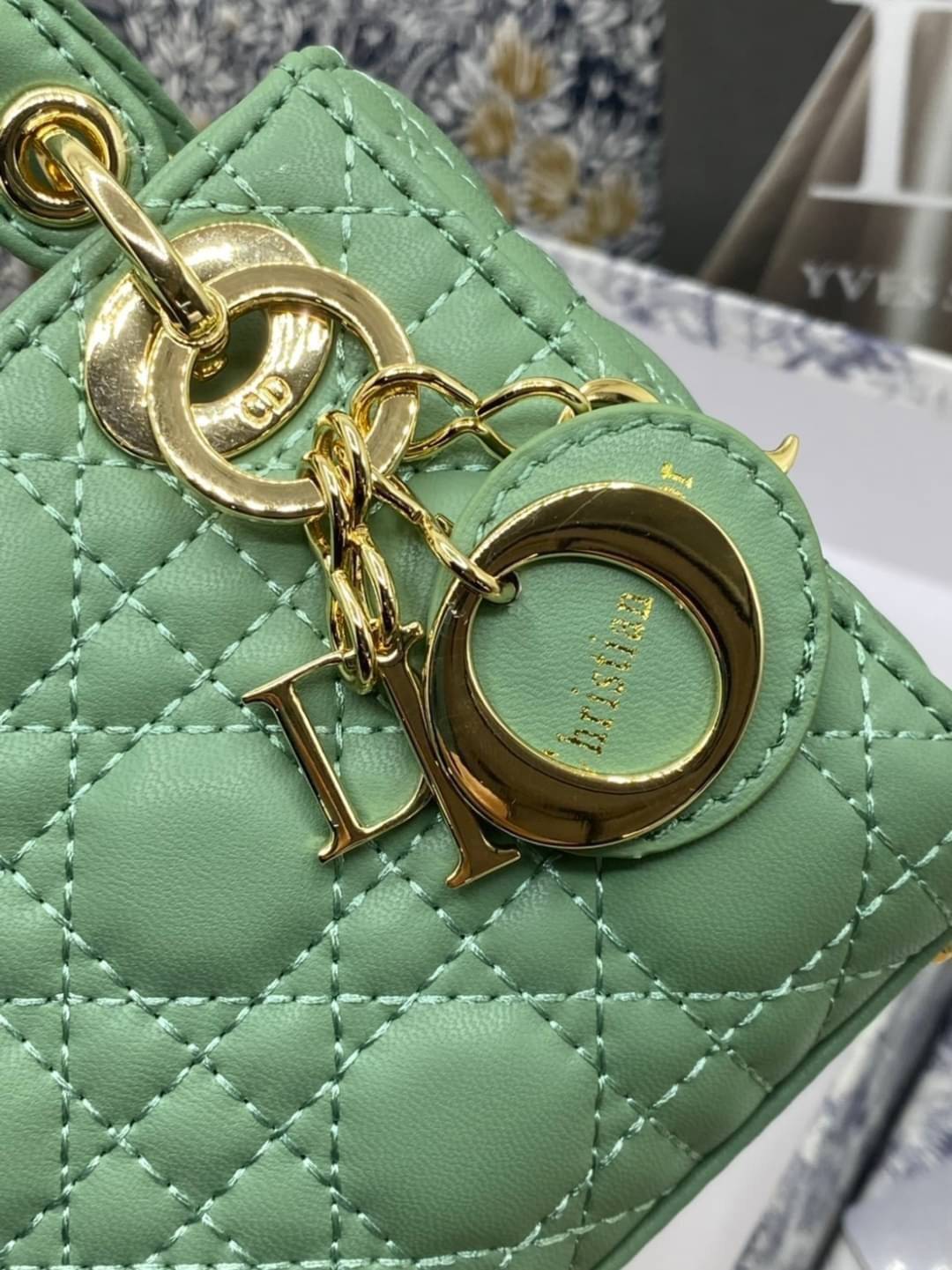 VIP 】หนังแท้ CHRISTIAN DIOR MICRO LADY DIOR BAG Cannage Lambskin