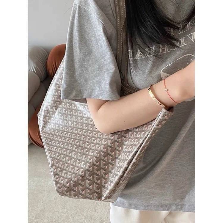 พร้อมส่ง 2 สี PM 35cm GOYARD SAINT LOUIS CLAIRE-VOIE PM BAG กระเป๋าทรงโท้ทใบใหญ่ เกรดออริ สลับแท้ 1:1