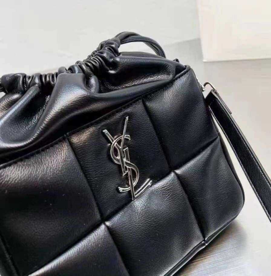VIP 🥂 YSL Saint Laurent Striped Bucket Bag 9" / YSL Bucket Bag ภาพสินค้าถ่ายจากงานขายจริง พร้อมส่ง