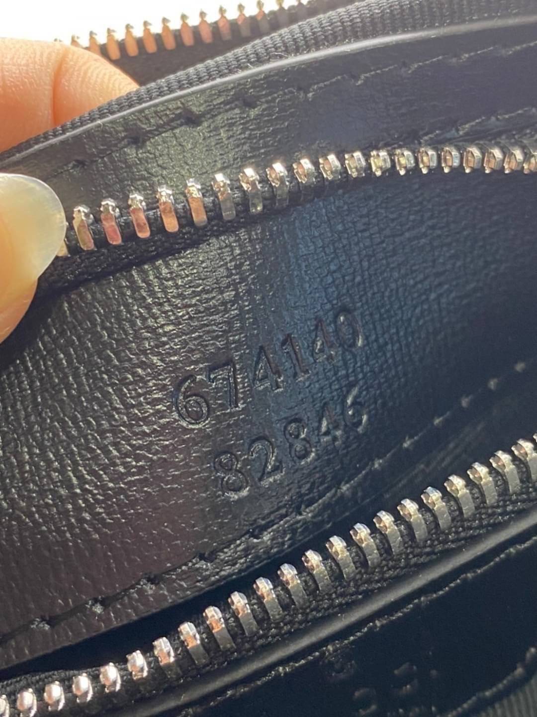 GUCCI Business case with Interlocking G กระเป๋าเอกสาร รุ่นที่ได้รับความนิยมอย่างมาก เนื่องจากมีขนาดใหญ่ จุของได้เยอะ พกพาสะดวก