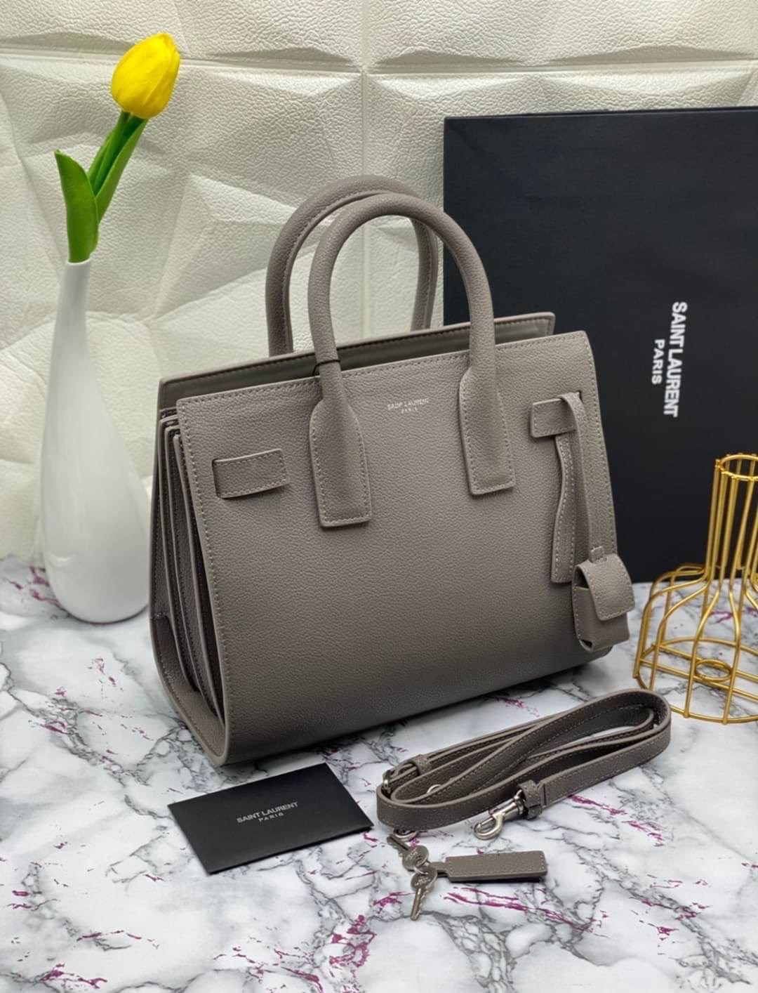 หนังแท้ Yves Saint Laurent Bag CLASSIC SAC DE JOUR BABY IN GRAINED LEATHER