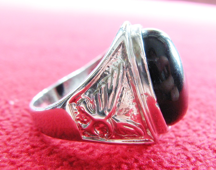 สินค้าหมดค่ะ แหวนนิล โรเดียมสีเงิน(คนเกิดวันเสาร์)แบบ1ค่ะ