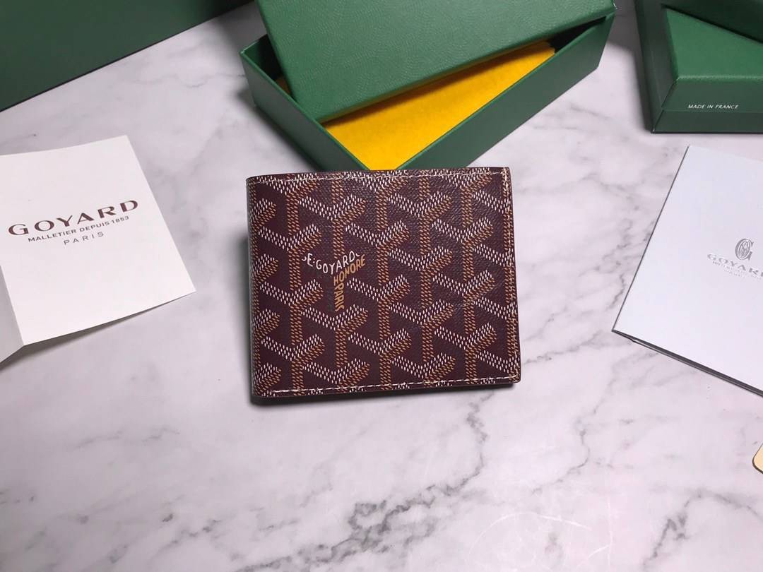 หนังแท้ GOYARD WALLET / GOYARD Victoire Bifold Wallet พร้อมส่งที่ไทย เกรดเทพออริจินอล หนังเกรดดีสุด กระเป๋าสตางค์ผู้ชายใบสั้น พร้อมกล่องเขียวแบรนด์สวยหรู อีกรุ่นที่ยอดขายไม่เคยตก ภาพสินค้าถ่ายจากงานขายจริง ใช้งานต่างประเทศได้เลยค่ะ