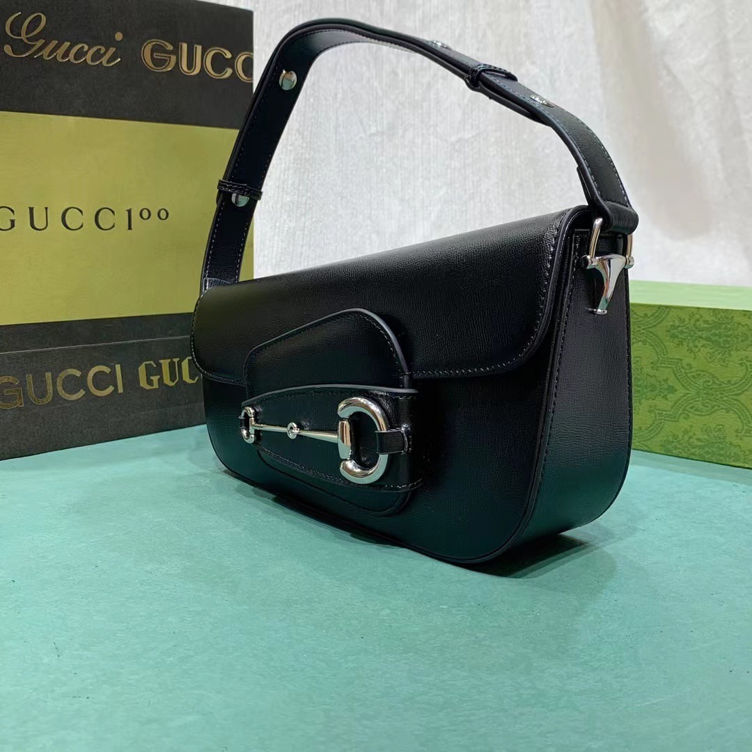 10" GUCCI HORSEBIT 1955 SMALL SHOULDER BAG by an asymmetrical shape กระเป๋าสะพายไหล่ดีไซส์รูปทรงร่วมสมัย