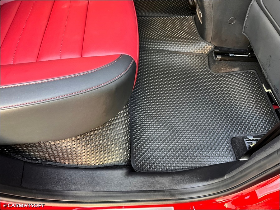 พรมปูพื้นรถยนต์ MG HS ลายกระดุมเม็ดเล็ก สีดำ เข้ารูป ตรงรุ่นรถ