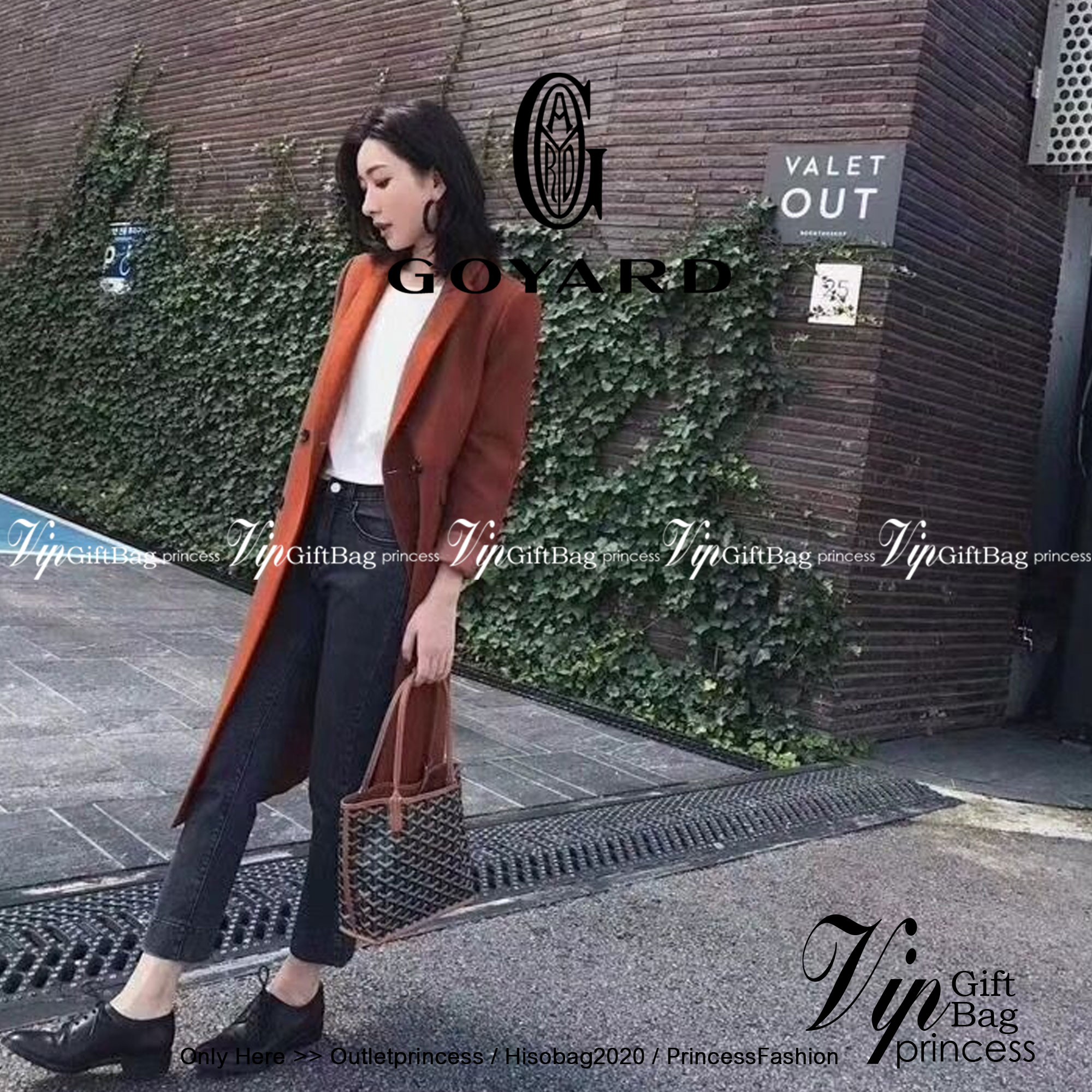 ori GOYARD saint louis mini tote reversible bag / GOYARD ANJOU TOTE MINI กระเป๋าทรงโท้ตมินิ ใช้ได้สองด้านเป็นหนังแท้เกรดดีทั้งใบ ทำให้การใช้งานได้ทนทานกว่า พิมพ์ลายคมชัด ขนาดกำลังน่ารัก ภายในโล่งกว้าง ใส่ของได้เยอะพอสมควรเลยค่ะ ดีไซน์ทรงสวยน่าใช้ แค่ถ