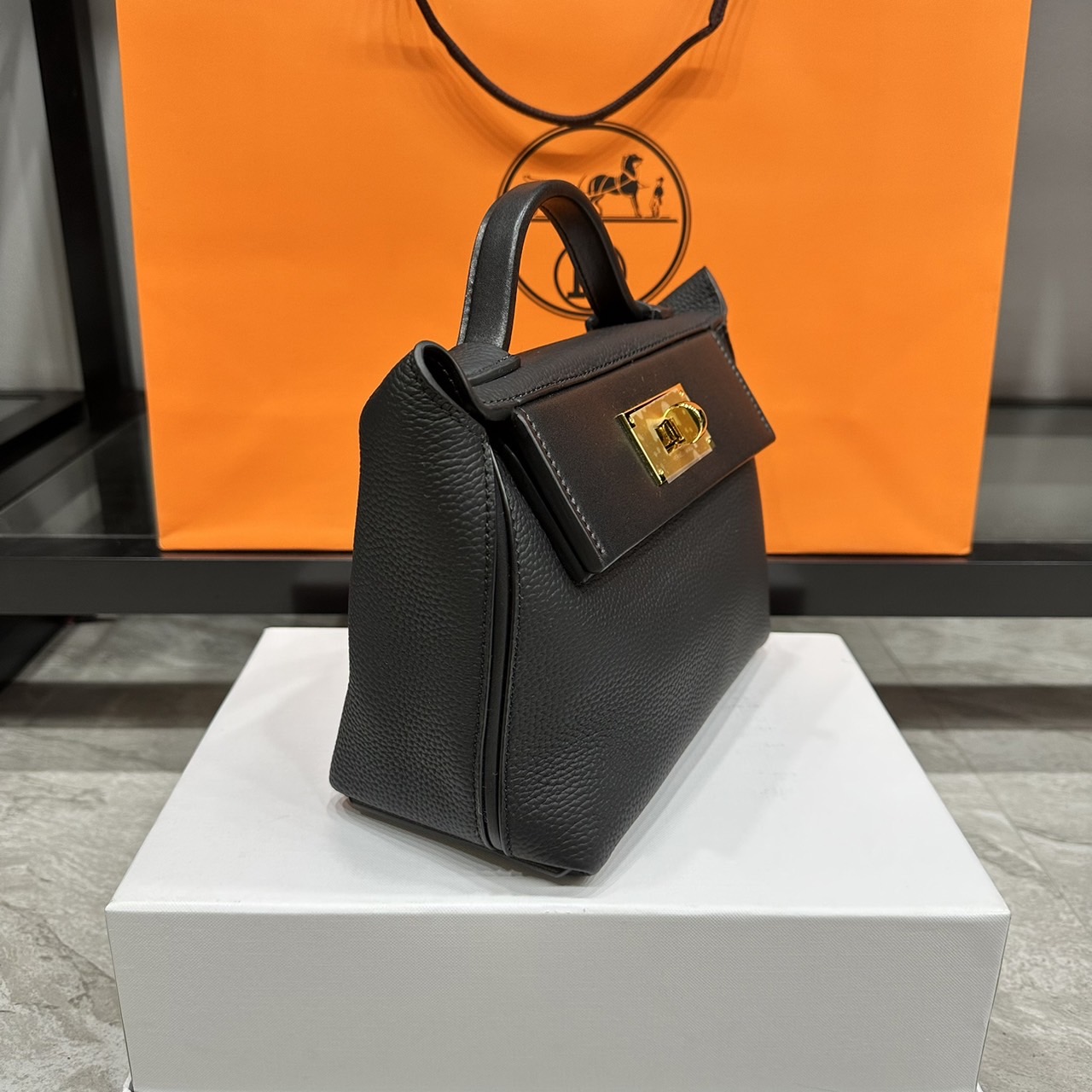 HERMES Hermes 24/24 Mini bag 20cm กระเป๋าถือ/สะพายแบรนด์หรู เอกลักษณ์ของความสง่างาม เกรดออริ สลับแท้ 1:1 ใช้งานต่างประเทศได้