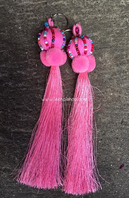 พวงกุญแจน้ำเต้าพู่ยาว สีชมพู KL 00095