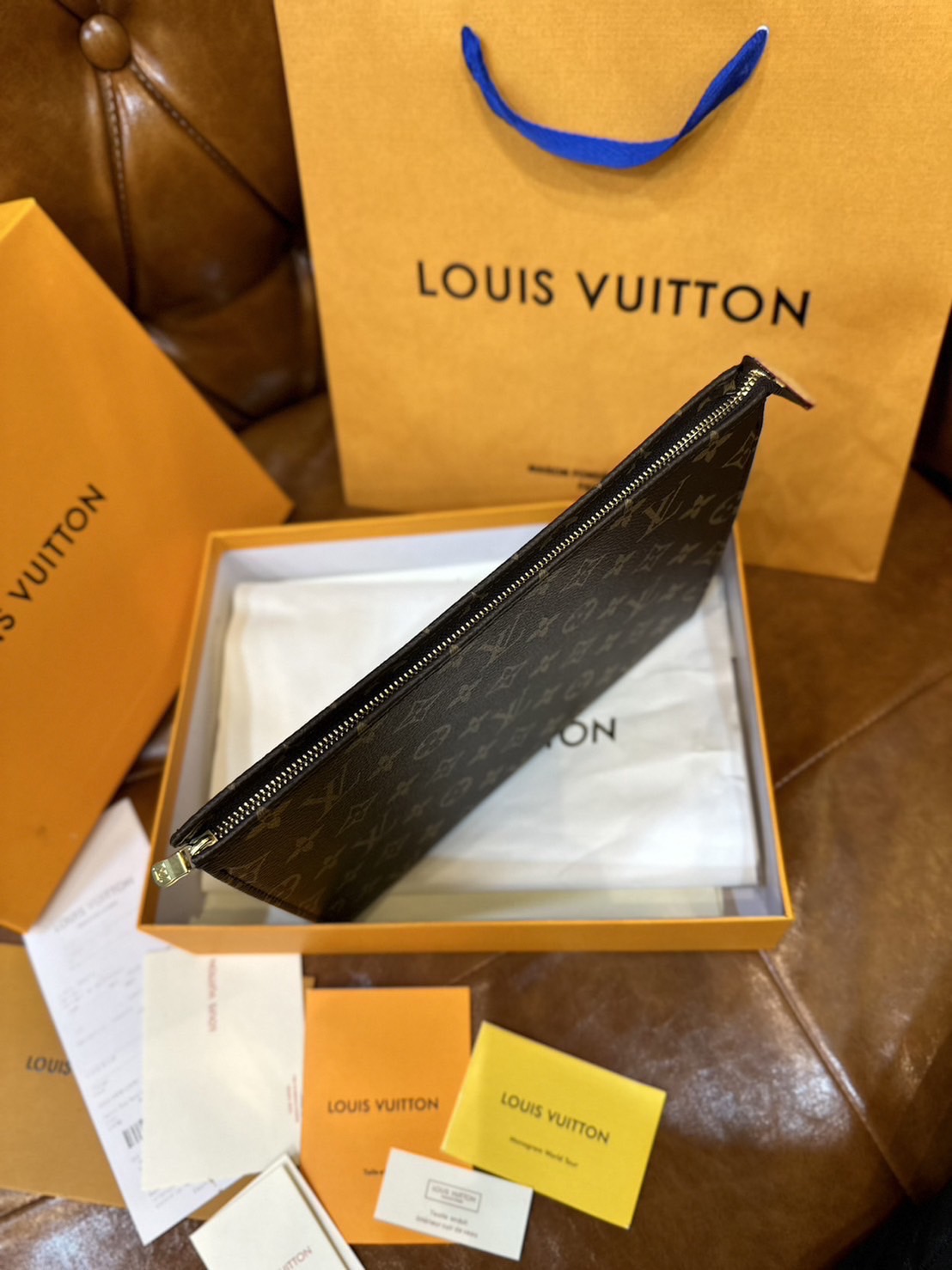 LV Pochette Voyage MM / LV Clutch กระเป๋าถือทรงคลัช ทรงพอช เกรดออริ สลับแท้ 1:1 ใช้ต่างประเทศได้ ใช้ได้ทั้งชายหญิง