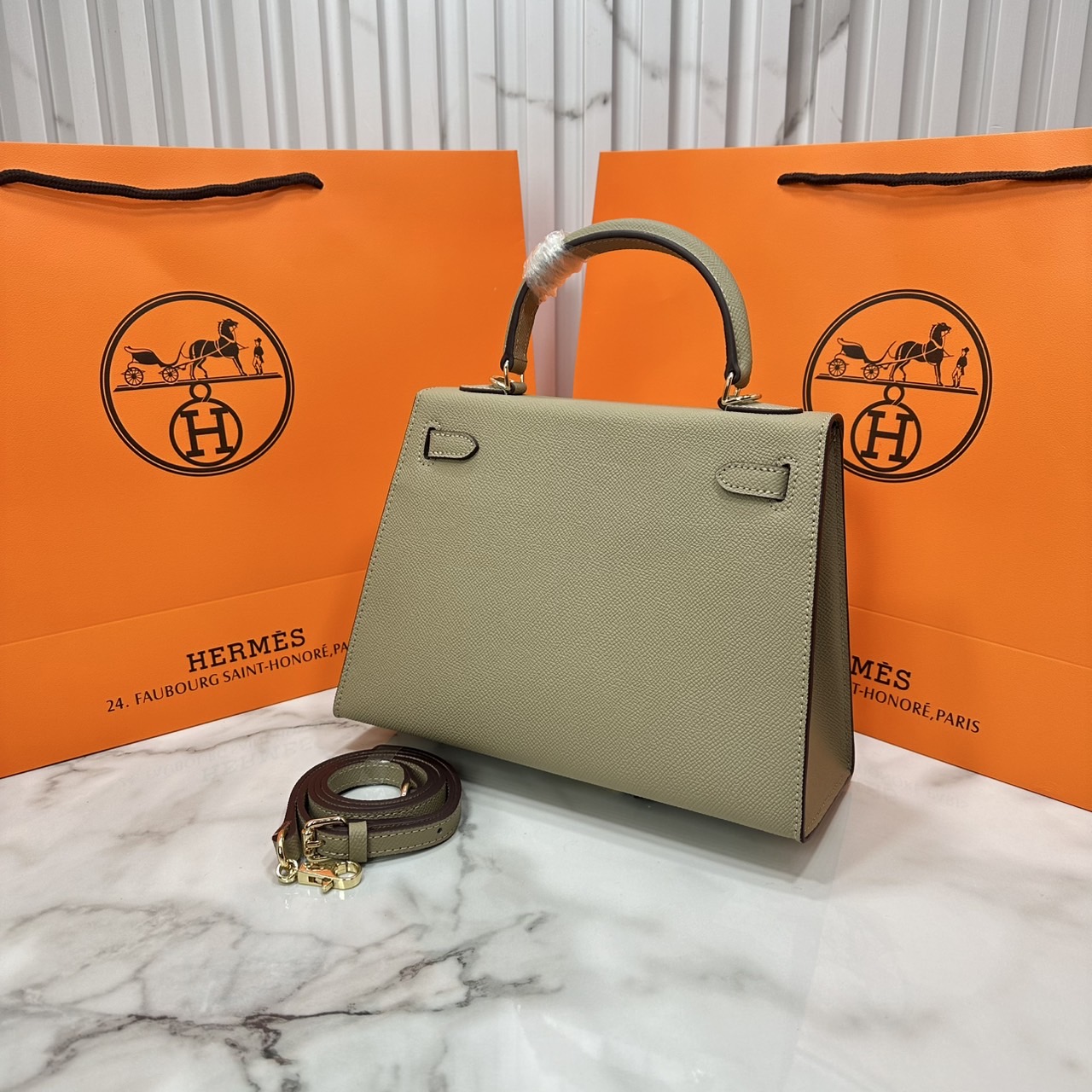 ORI หนังแท้ | Hermes Kelly 25cm / 28cm กระเป๋าสะพายที่สุดแห่งหรูหราลัคชู นิยามของความสง่างามเหนือกาลเวลา แบรนด์เนมในฝัน งดงามดั่งเจ้าหญิง