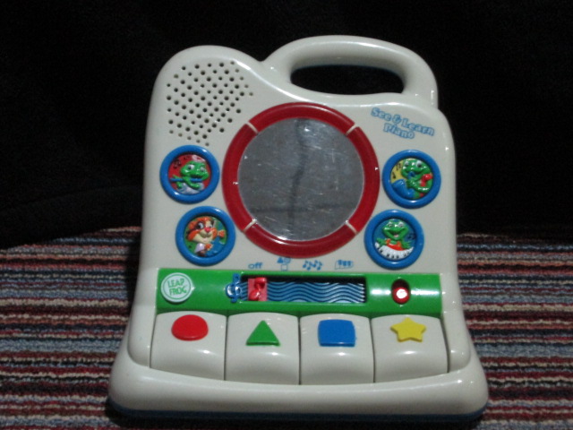LeapFrog See & Learn Piano ของเล่นมือสองสภาพดี