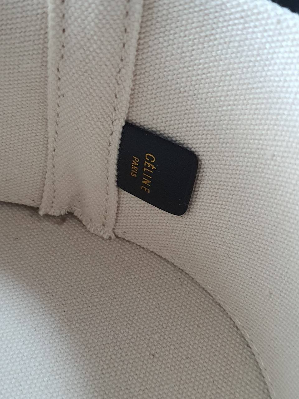 พรีเมี่ยมกิ๊ฟแท้ 100% 】CELINE CROSSBODY BAG VIP GIFT WITH PURCHASE (GWP) พรีเมี่ยมกิ๊ฟ Limited Edition จาก CELINE PERFUME DUTY FREE COUNTER