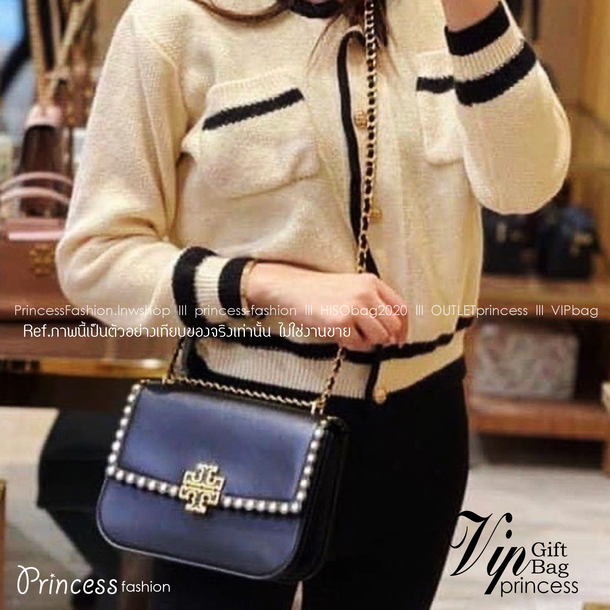TORY BURCH BRITTEN STUDDED CROSSBODY BAG / Tory Britten Small Adjustable Shoulder Bag คอลเลคชั่นผู้ดี ดีไซน์ใหม่ล่าสุด กระเป๋าสะพายตัวท็อป ที่ตกแต่งด้วยโลโก้และหมุดสวยงาม เพิ่มดีเทลเป็นกิมมิคไม่ซ้ำใคร สายสะพายก็เลิศ