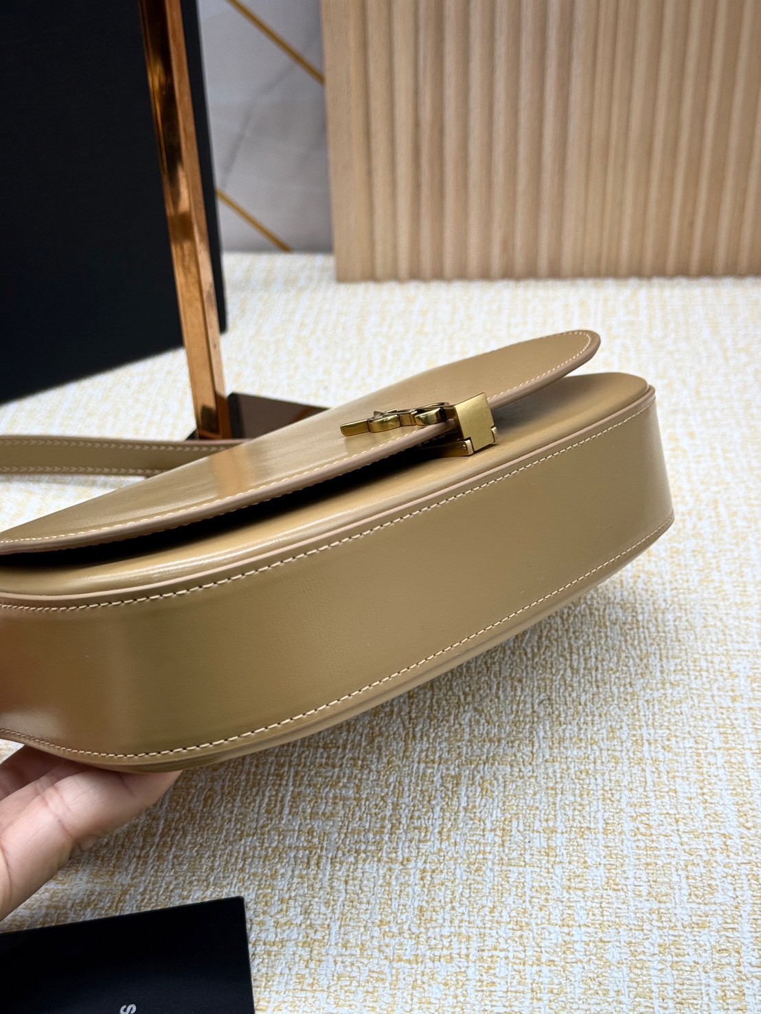 YSL MINI VOLTAIRE IN BOX กระเป๋าสะพายไหล่ตัวแม่ คลาสสิค ดีเทลหรู สวยครบทุกมุม ตอบโจทย์สาวๆทุกไลฟ์สไตล์