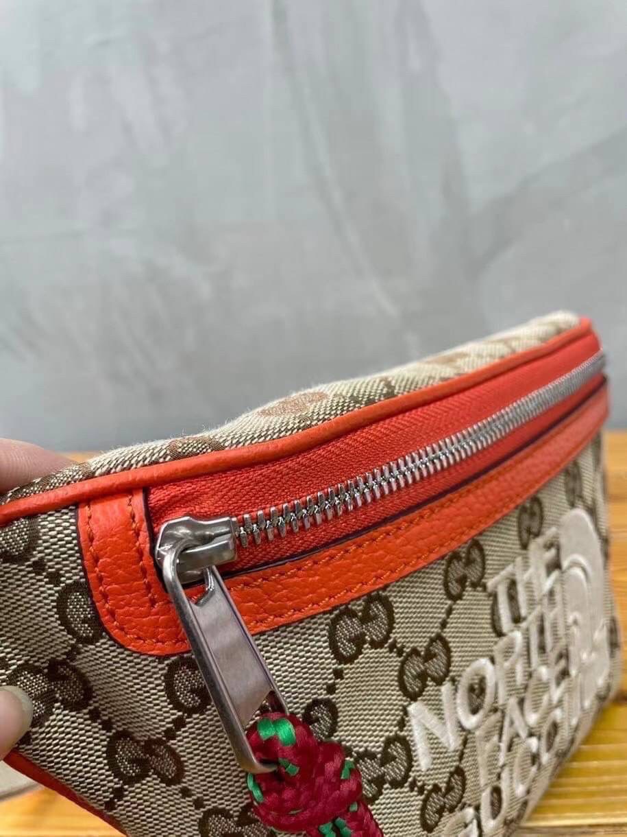 หนังแท้ The North Face x Gucci belt bag พร้อมส่งที่ไทย