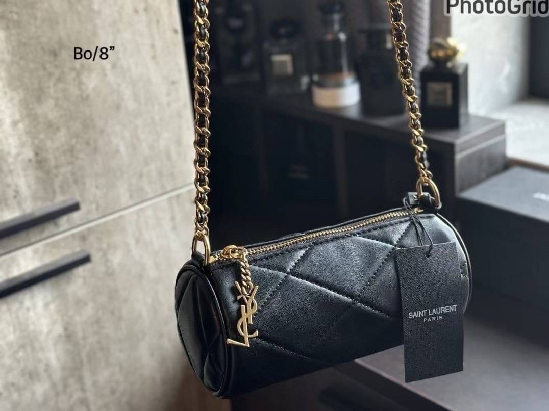 YSL Sade Mini Tube Bag กระเป๋าสะพายไหล่ดีไซน์ทรงกระบอก ให้คุณสนุกไปกับทุกสไตล์การแต่งตัว สวยหรูเรียบง่าย คงเอกลักษณ์ที่ให้ความเป็นผู้ดีในตัว -- [รับตัวแทนกระเป๋า]