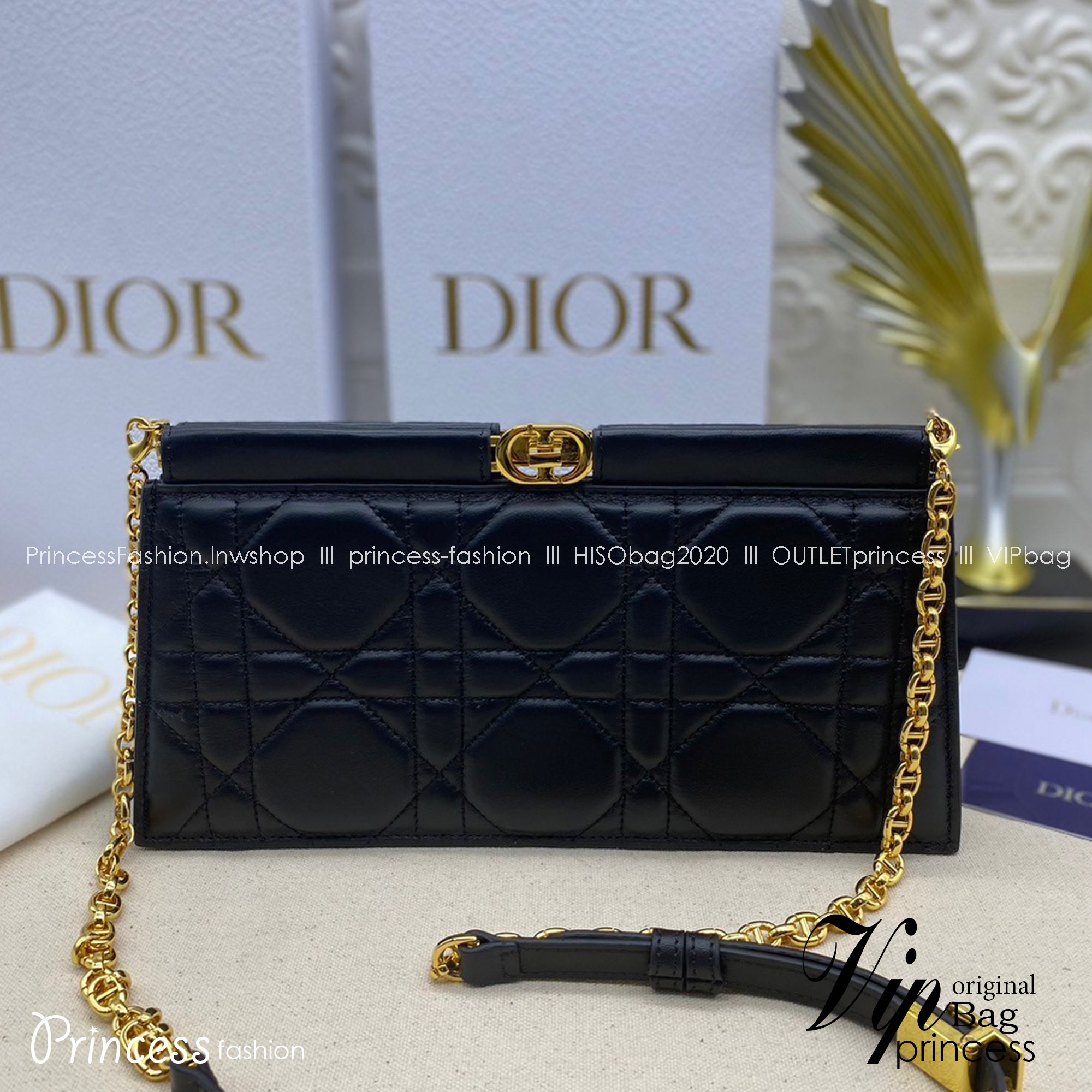 Dior Caro Colle Noire Clutch with Chain Cannage / DIOR Clutch / DIOR BAG พร้อมส่ง 4 สี กระเป๋าสะพายทรงคลัท ดีไซน์เรียบหรู ดูแพง รุ่นนี้คือ ถือแล้วผู้ดีมากค่ะ