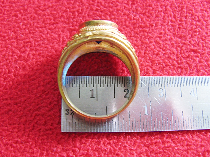 สินค้าหมดค่ะ แหวนพลอยไพลินน้ำเงินเนื้อทองเหลือง(ราศีกุมภ์,กันย์,ตุลย์)แบบเล็กค่ะ