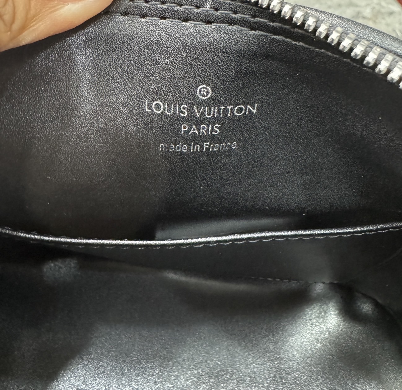 LV Alma BB handbag with a diamond Luxury Malletage Leather Bag กระเป๋าถือสะพาย เกรดออริ 1:1