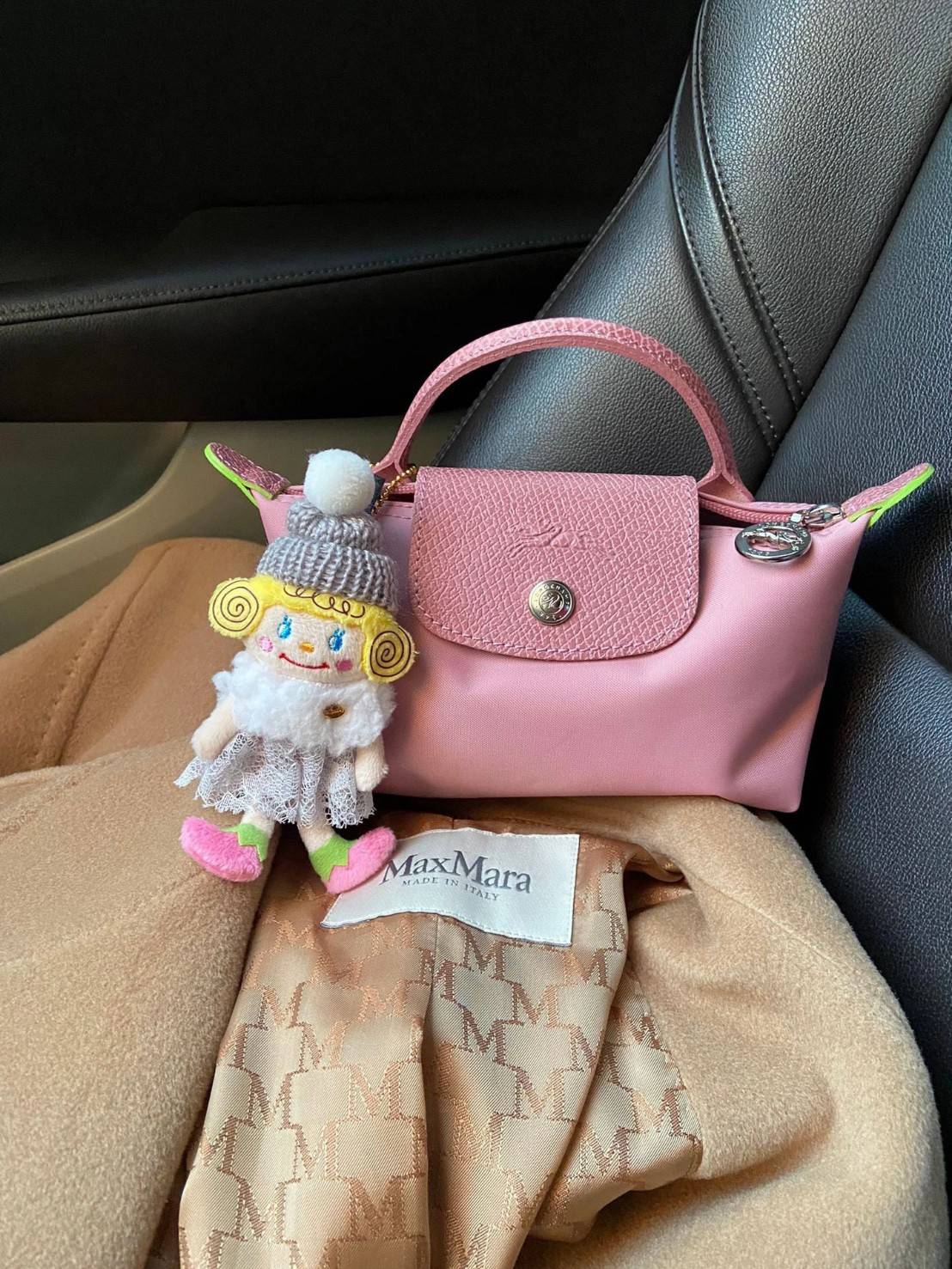 LONGCHAMP LE PLIAGE ORIGINAL Pouch with handle กระเป๋าใบเล็กขนาดกระทัดเหมาะกับใส่ของจำเป็นจุกจิก