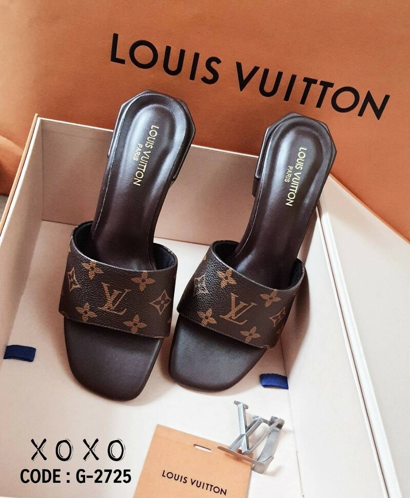 LV Mid Heel รองเท้าส้นกลาง 2 นิ้ว งานสวม วัสดุหนัง PU สวมใส่ง่าย เน้นเรียบหรู ดูแพงเกินราคาขาย ส้นเป็นทรง 6 เหลี่ยม ใช้งานยื่น,เดิน สบายไม่เมื่อย