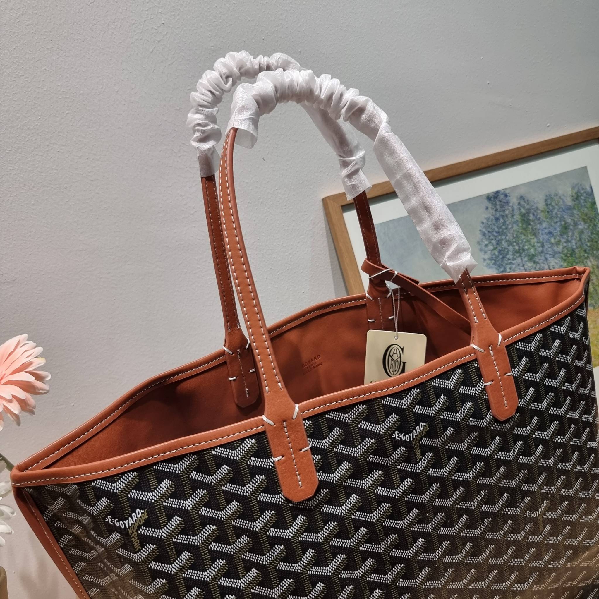 GOYARD ANJOU REVERSIBLE TOTE กระเป๋าสะพายทรงโท้ท ใบใหญ่จุใจ!! กลับด้านใช้ได้ทั้ง 2 ด้าน มาครบสีขายดี เลิศทุกสี รูปทรงคลาสสิค