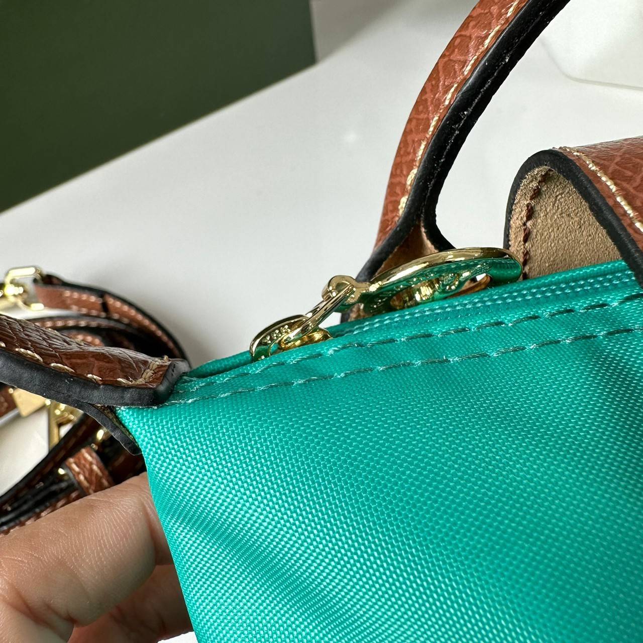 LONGCHAMP LE PLIAGE ORIGINAL Pouch with handle กระเป๋าใบเล็กขนาดกระทัดเหมาะกับใส่ของจำเป็นจุกจิก กันน้ำได้ พร้อมส่ง