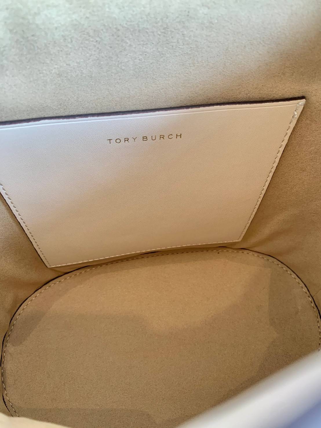 สวยโดดเด่น แต่แฝงความร่วมสมัยค่ะ! TORY BURCH CASUAL STYLE 3WAY LEATHER PURSES ELEGANT CROSSBODY((88963)) 🌼🌼🌼 พร้อมส่ง ห้ามพลาดเลยจริงๆค่ะ! กระเป๋าทรงถัง วัสดุ Jacquardทอล่ยแบรนด์+ขอบหนังแท้ เพิ่มดีเทลแบบถุกเข้ามาได้สวยโดดเด่น สะดุด