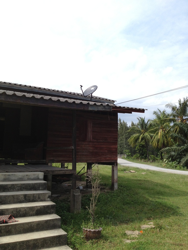 ชุดจานดาวเทียม PSI OK (TRUE TV) ขนาด 60 ซ.ม รวมค่าติดตั้ง