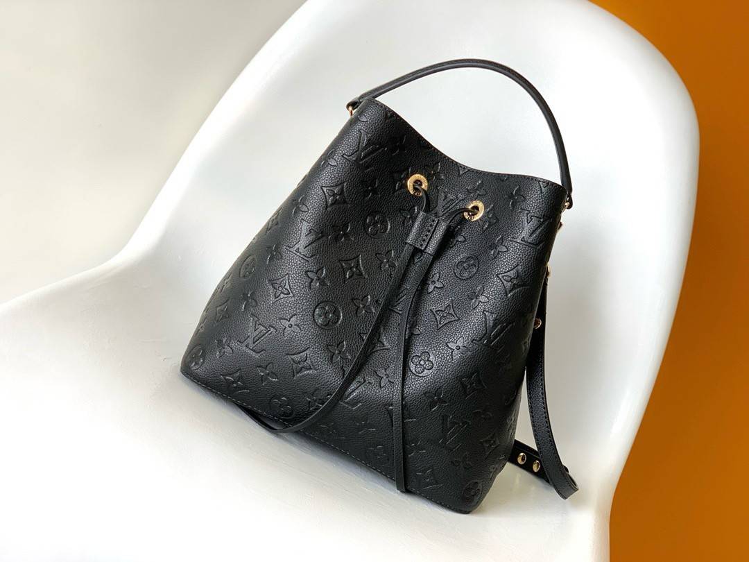 เกรดเทพ Top ORI | LV NeoNoe MM bag Monogram Empreinte กระเป๋าทรงบัคเก็ตขนมจีบนีโอโนเอ้ หนังแท้ปั้มลายโมโนแกรมคมชัดเกรดดีสุด 🤍 เกรดเทพออริจินอล สลับแท้ 1:1