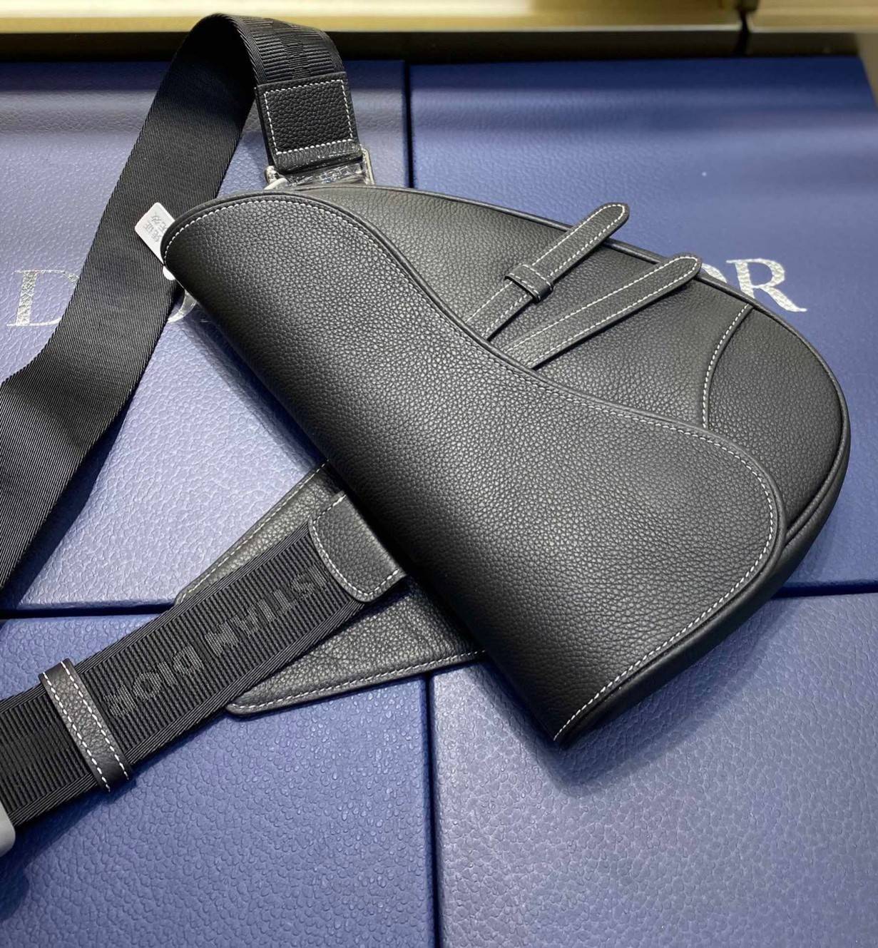 VIP 】หนังแท้ CHRISTIAN DIOR SADDLE BAG Black Grained Calfskin