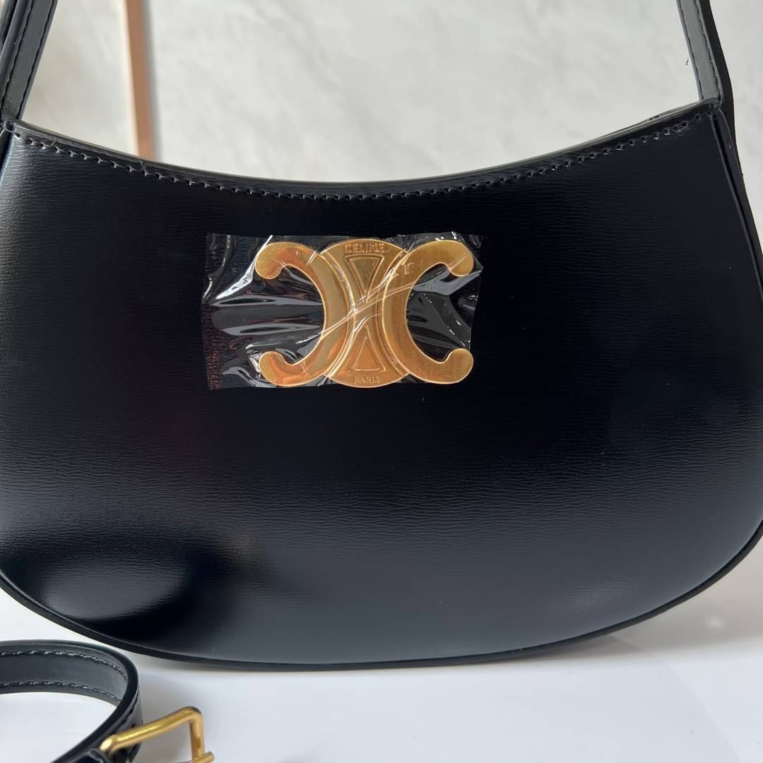 CELINE MEDIUM TILLY BAG IN SHINY CALFSKIN กระเป๋าสะพายไหล่/สะพาย คอลใหม่ทรงสวย มาแรง สวยหรูหรา