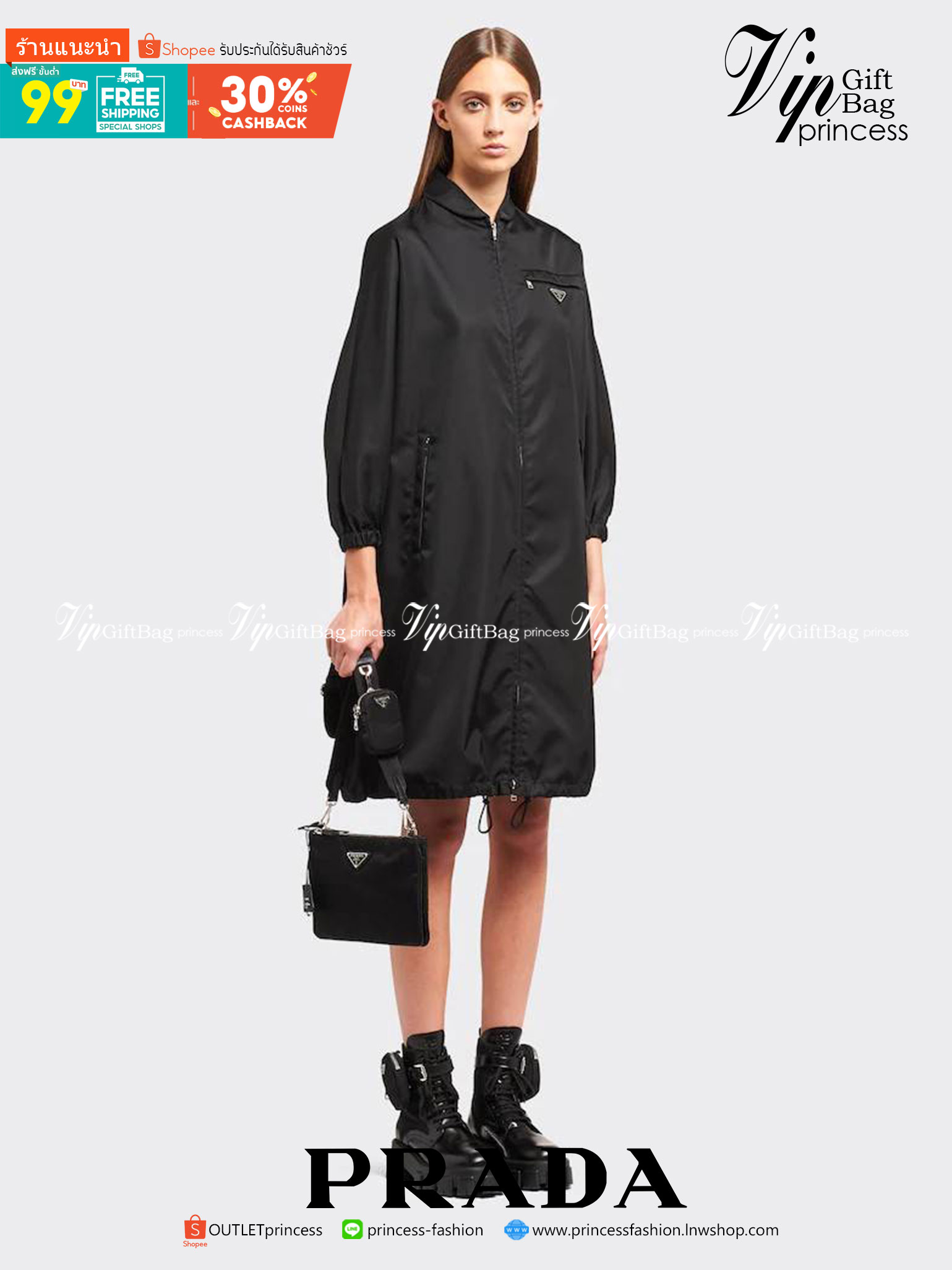 PRADA RE-EDITION 2000 RE-NYLON SHOULDER BAG ไอเท็มสุดโปรด unisex กระเป๋าสะพายข้าง ดีไซน์เรียบง่าย แต่มีความหรูในตัว รูปทรงพกพาสะดวก หยิบใช้ได้ในทุกๆวัน อีกหนึ่งคอลเลคชั่นขายดี วัสดุผ้าไนล่อนคุณภาพ พร้อมใบลูก ไว้ใส่เหรียญ ใส่กุญแจได้สารพัด เปิด-ปิดด้วยซิปห