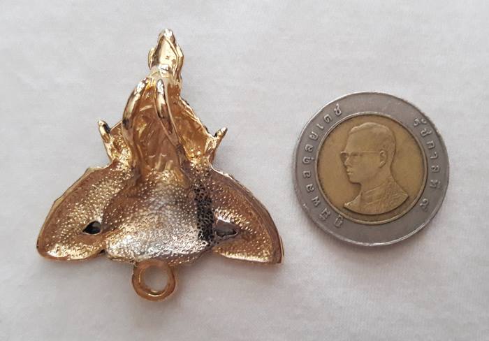 สินค้าหมดค่ะ พระราหูอมจันทร์เนื้อทองเหลืององค์ใหญ่ วัดประดู่ อ.อัมพวา จ.สมุทรสงครามค่ะ