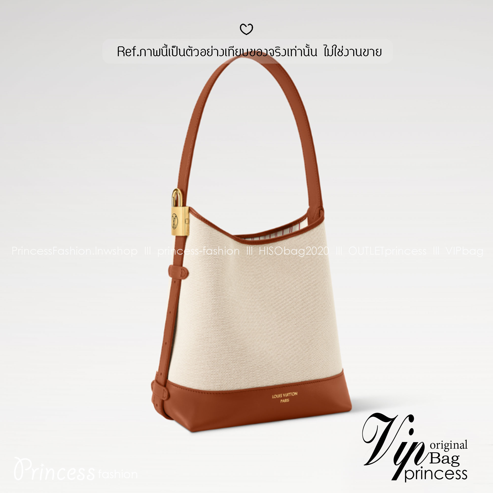 LV Low Key Hobo PM Bag กระเป๋าสะพายทรงโท้ทรุ่นใหม่ งานคอตตอนแคนวาส เผยความเรียบหรูมีระดับด้วยรูปทรงเรียบง่ายและงานฝีมือประณีตไร้ที่ติ ประดับแม่กุญแจสัญลักษณ์สุดไอคอนิก