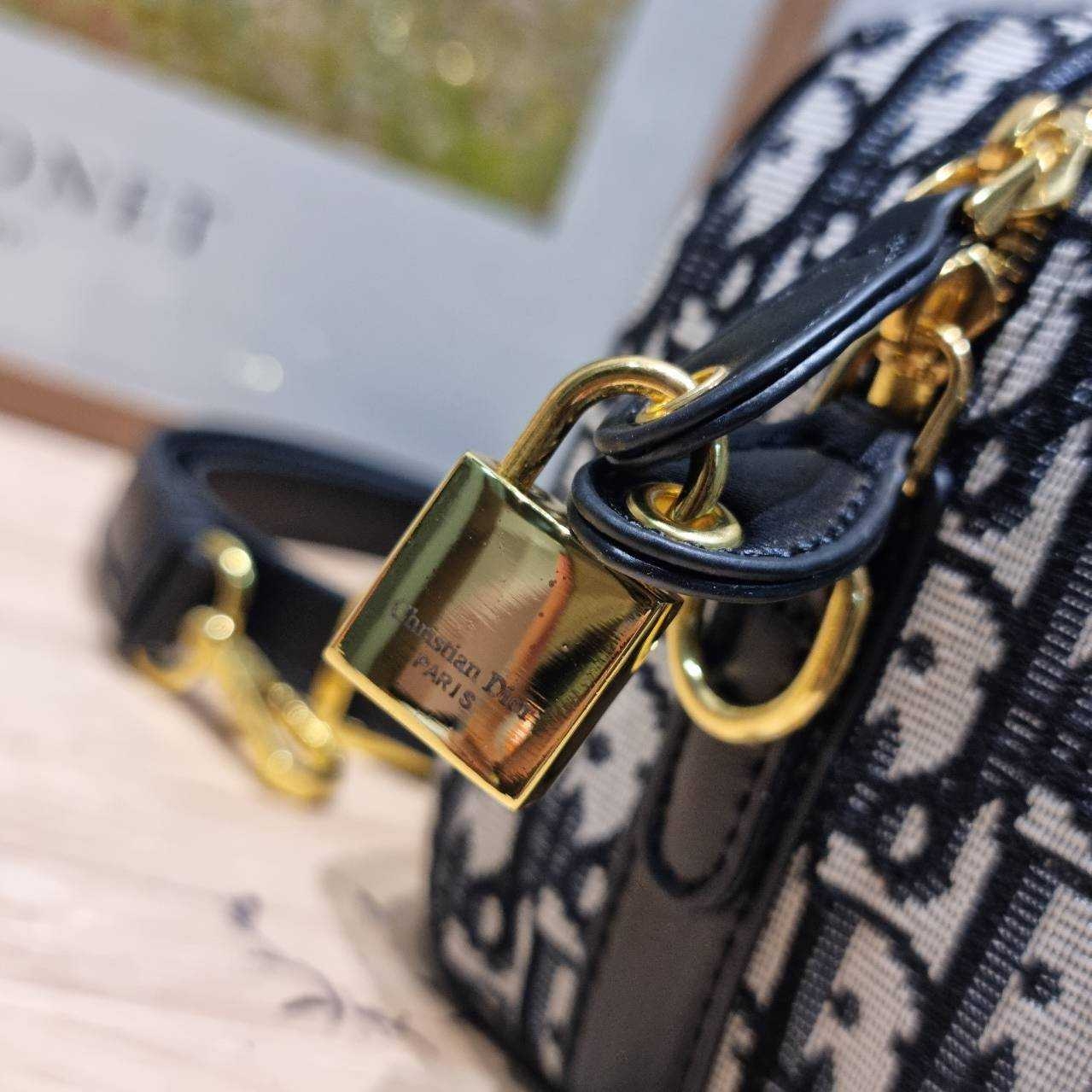 DIOR Groove 20 Bag / Dior Keepall Oblique Jacquard กระเป๋ารุ่นใหม่สุดคลาสสิค ดูดีและมีเทส รูปทรงหมอนยอดฮิต เกรดวีไอพี ไฮเอน 1:1 ใช้งานต่างประเทศได้