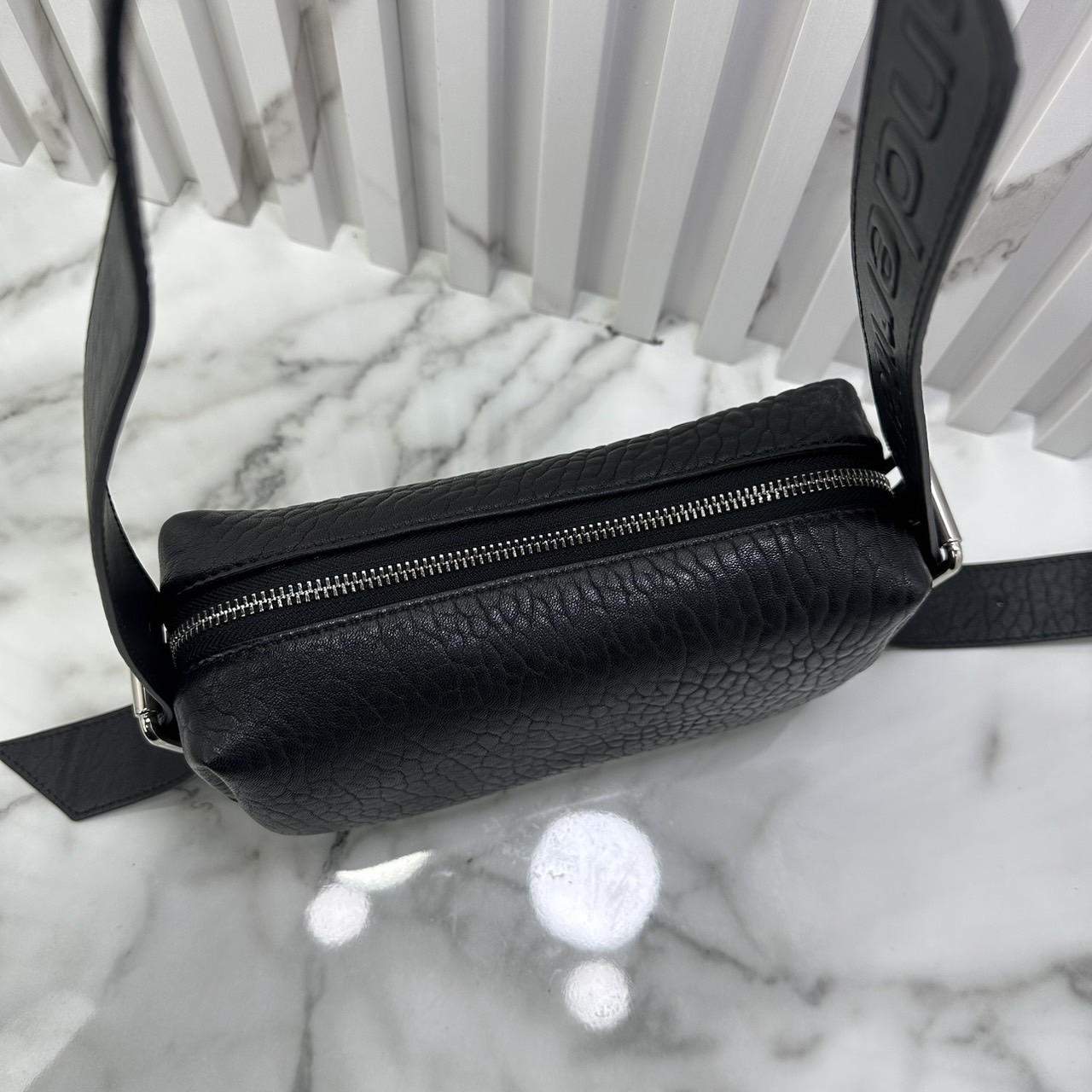 Alexander Wang Small Ricco Pebbled Bag / Ricco Bag กระเป๋าสุดเท่แฝงความหรูดูรวยต้องแบรนด์นี้เลยค่ะ งานหนังสวยดีไซส์ทันสมัย เกรดออริ 1:1