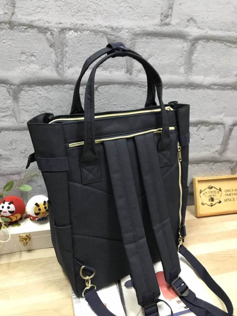 ของแท้ Anello polyester canvas 10 pocket Rucksack คอลเลคชั่นใหม่ล่าสุด!! เป้รุ่นใหม่ชนช้อป ดีไซน์เก๋ เป็นได้ทั้งสไตล์toteโดยการเก็บสายสะพายเป้เข้าช่องซิปที่ด้านหลัง และเป็นสไตล์เป้rucksackได้ มีช่องเล็กช่องน้อยรอบตัวกระเป๋า เปิดปิดด้วยซิปเดียวด้านบน ตัวกร