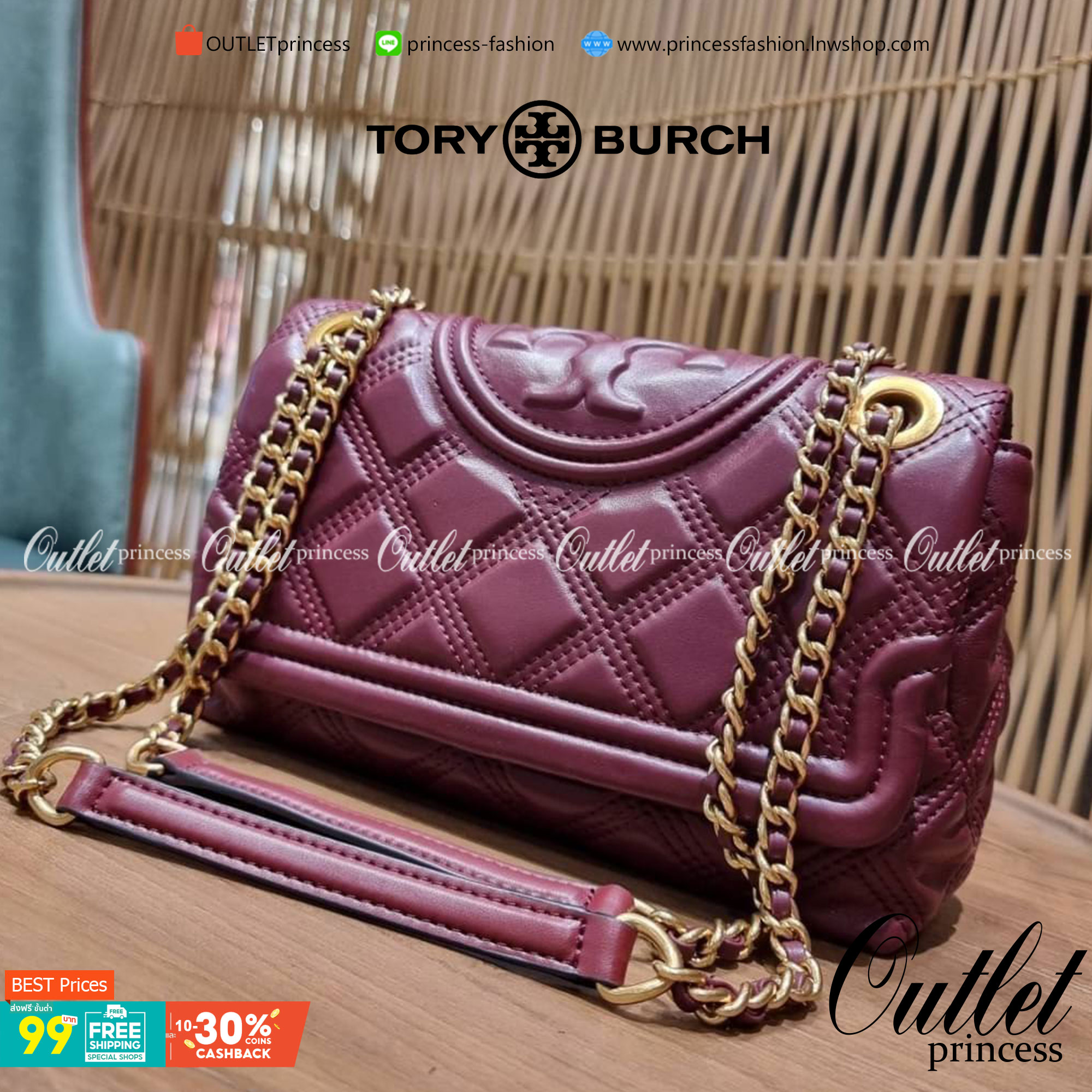 TORY BURCH FLEMING SOFT CONVERTIBLE SHOULDER BAG รุ่นหายากที่สาวๆตามหา มาพร้อมเสิร์ฟความสวยถึงบ้านไปเลยจ้า รอบนี้คัดสีสวยๆมาให้ได้ช้อปกันอย่างจุใจไปเลย กระเป๋าสะพายไหล่ หนังแท้นิ่มเต็มใบ สวยหรูดูแพง เปิด-ปิดด้วยตัวกดล็อคแน่นหนา สายสะพายในตัวปรับใช้ได้ 2 แ