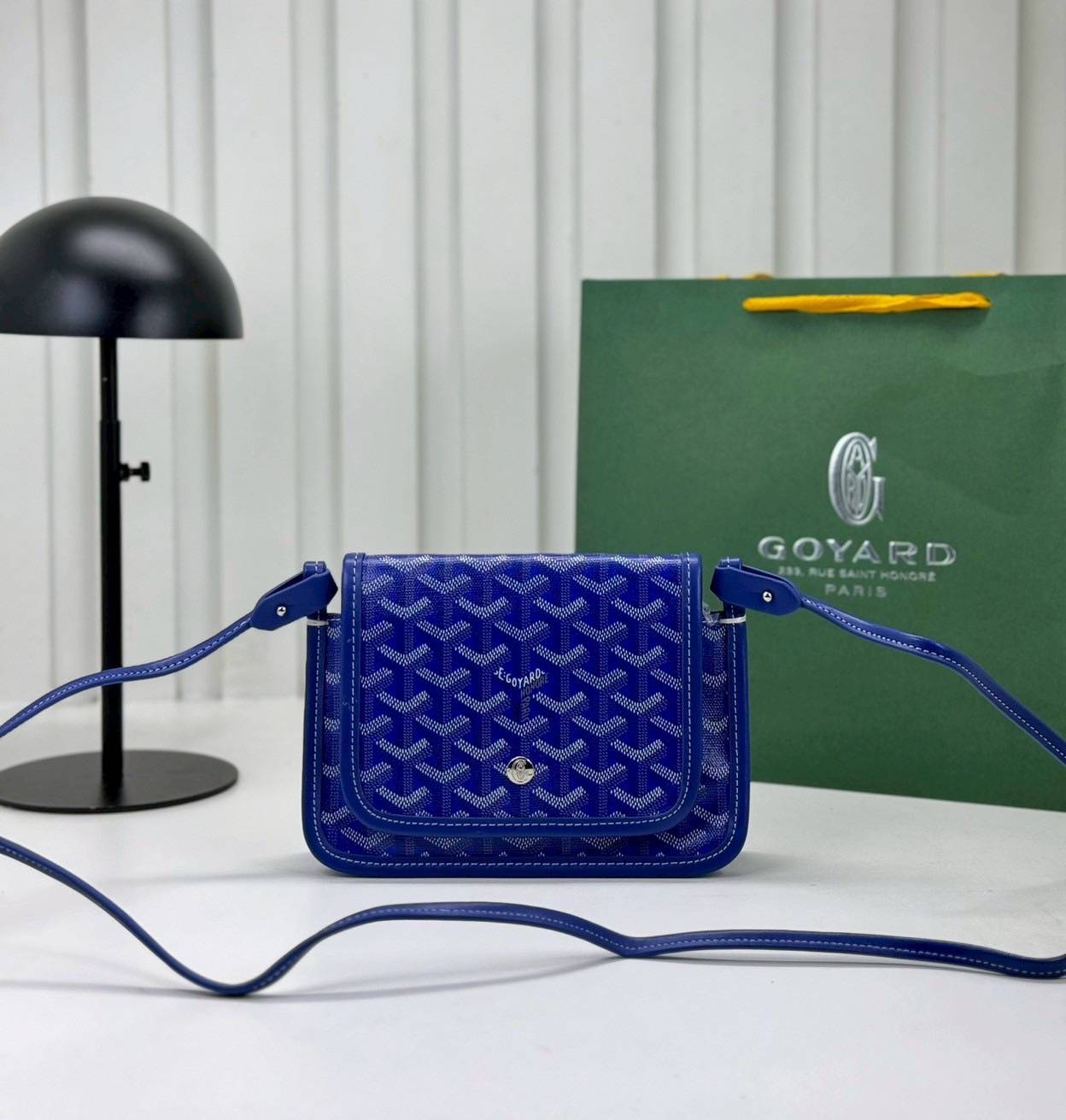 10 สี ORI หนังแท้ | GOYARD Plumet pouch-wallet กระเป๋าสะพายใบเล็กกะทัดรัด ดีไซน์กระเป๋าสตางค์ Plumet ดีไซน์มาพร้อมช่องใส่เหรียญ ธนบัตร และบัตรต่างๆ สามารถสะพายไหล่เป็นกระเป๋าสะพายข้างได้เหมือนกระเป๋าใบเล็ก