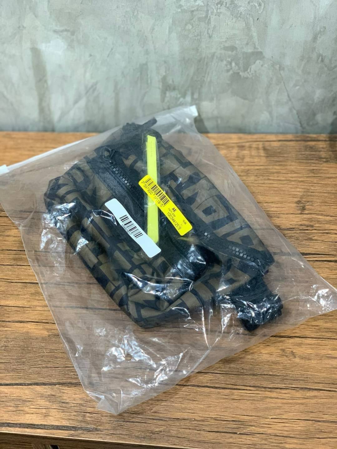 LONGCHAMP LE PLIAGE LGP BELT BAG M เท่ห์อย่างมีสไตล์กระเป๋าทรงคาดอกและคาดเอวดีไซน์แนวสปอร์ต เพิ่มความโดดเด่นทันสมัยด้วยลายซิกเนเจอร์