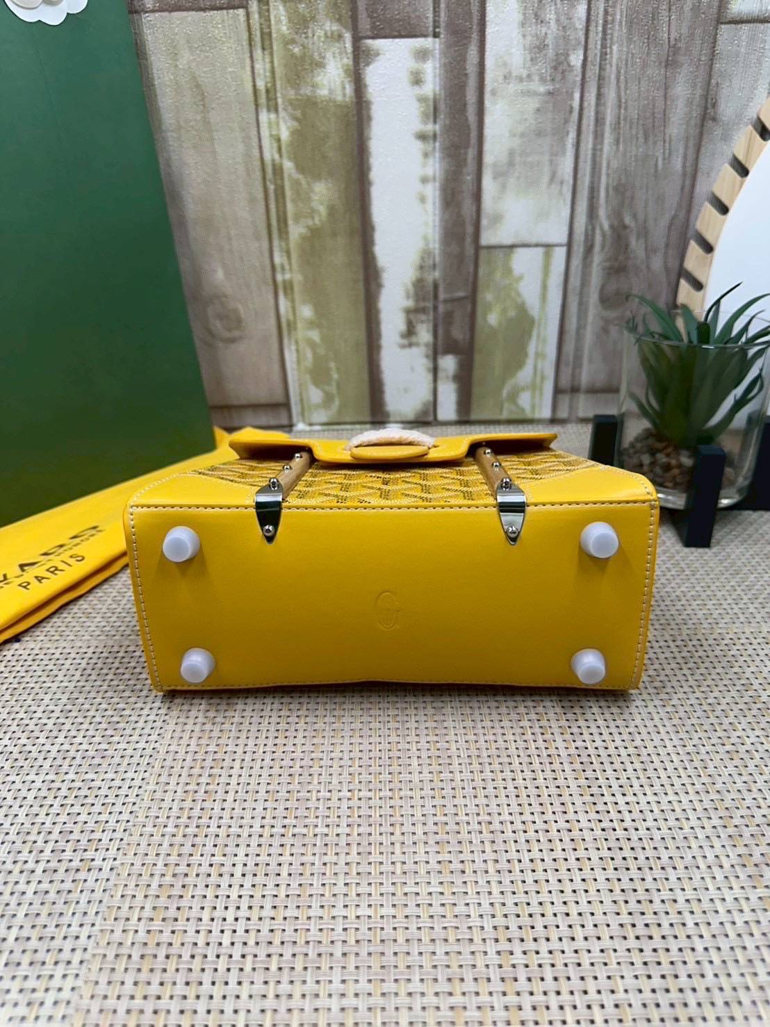 10 สี ORI หนังแท้ | GOYARD Saïgon Souple Mini Bag 20cm กระเป๋าถือ/สะพายดีไซน์หูจับไม้เป็นเอกลักษณ์ที่สวยหรูหราสง่างาม