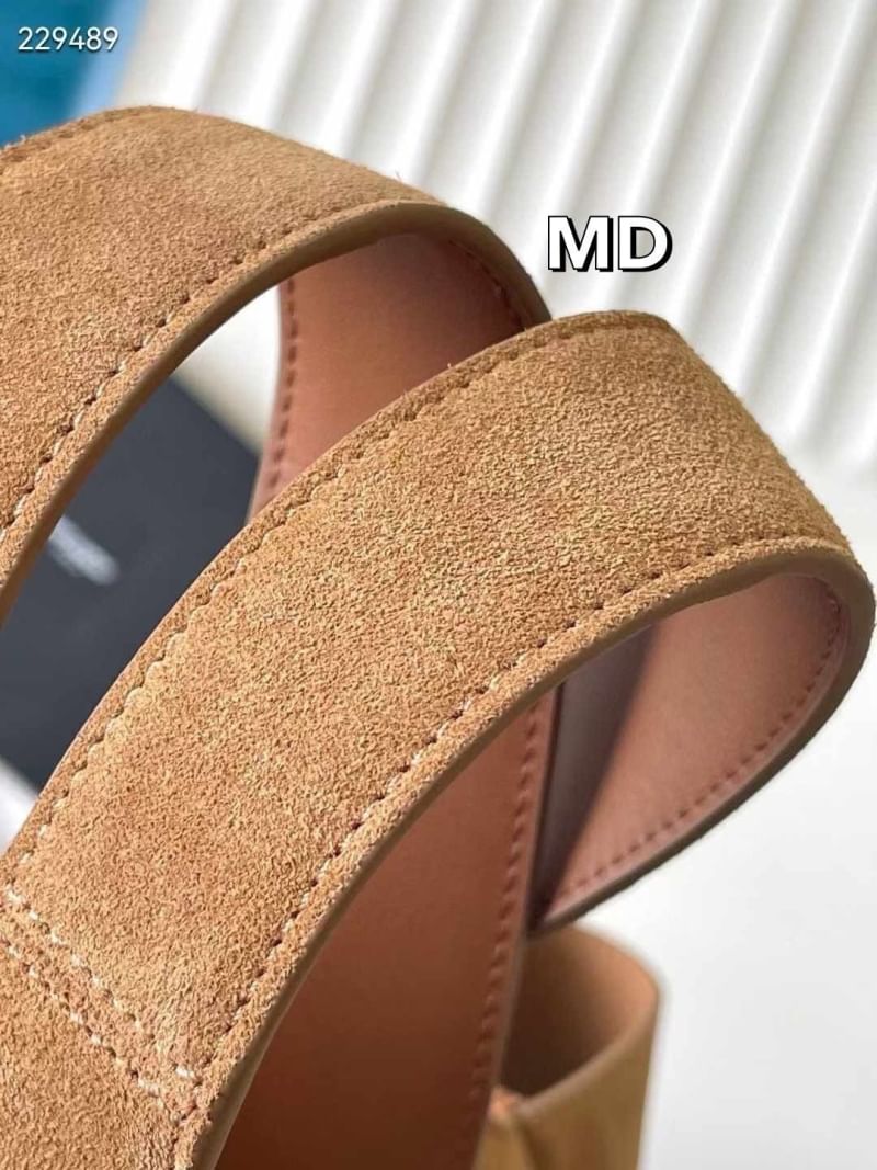 YSL Le 5 À 7 Bea suede tote bag กระเป๋าทรงโท้ทงานหนังกลับ สวยเด่นเป็นเอกลักษณ์มาก ดีไซน์เรียบแต่มากมีอยู่จริง สวยดูแพง ที่ไม่มีตอนนี้คือพลาด