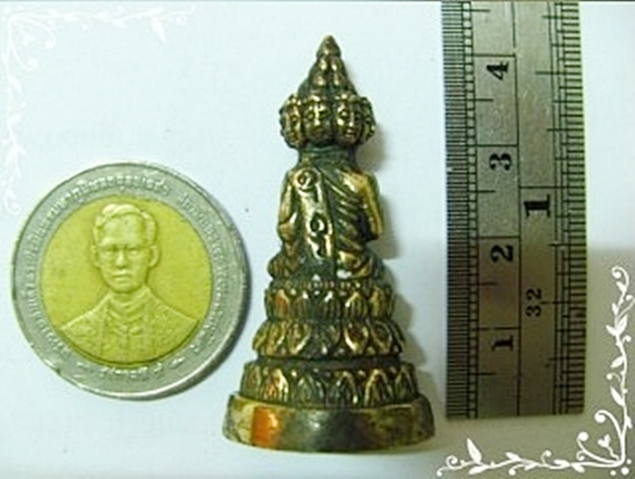 สินค้าหมดค่ะ พระบูชาพระเศรษฐีนวโกฏิองค์เล็ก(ตั้งบูชาหน้ารถ)ทำจากทองเหลืองพร้อมใบคาถา แบบ1ค่ะ