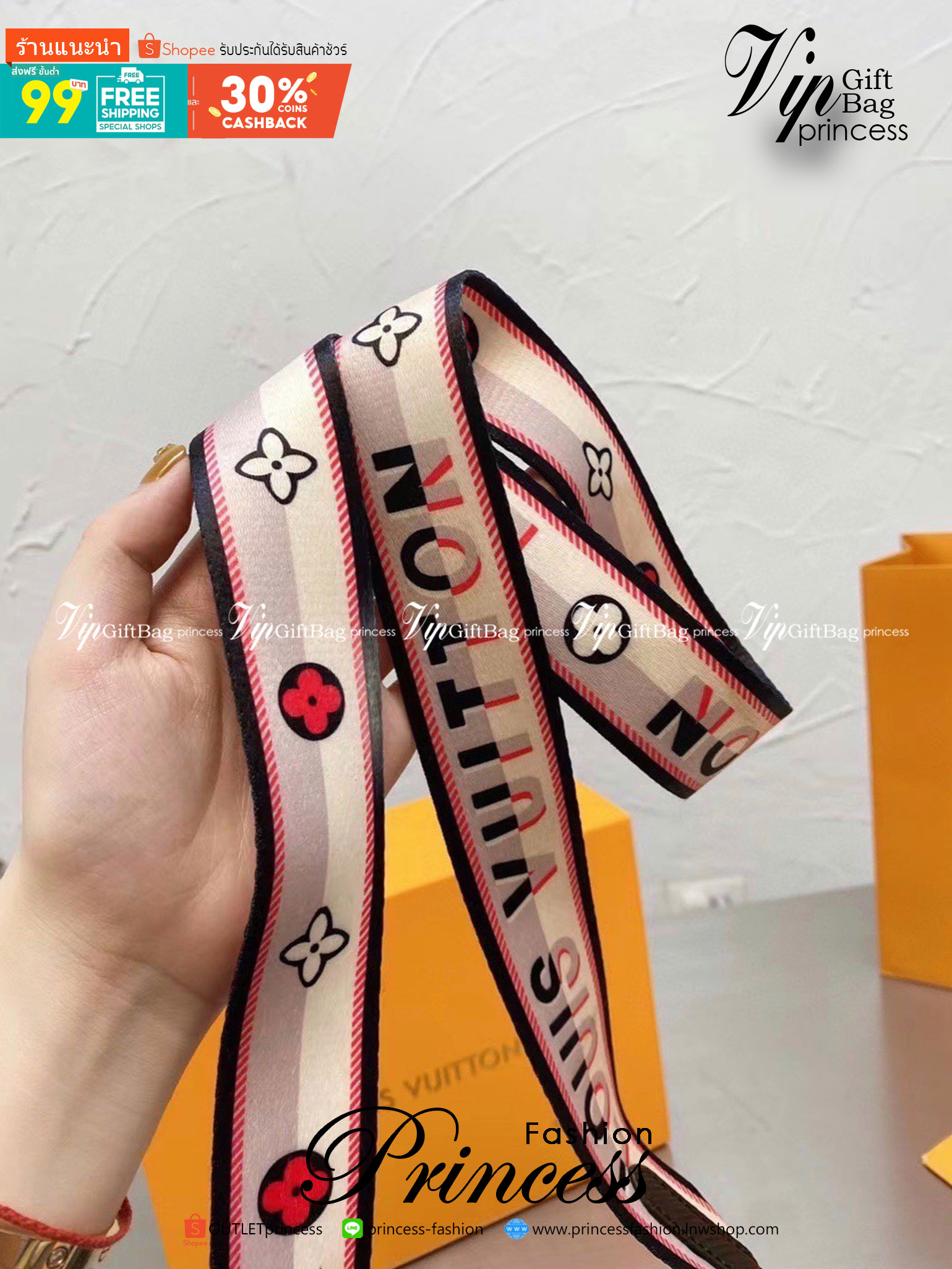 LOUIS VUITTON Twist Shoulder Bag MM / LV Twist MM ที่สุดของความสวยคลาสสิคย้อนยุค กระเป๋าสะพายที่มีลูกเล่น เพิ่มดีเทลให้น่าใช้งาน ด้วยสายสะพายแบบสปอร์ต ที่ปรับเปลี่ยนใช้ได้หลากหลาย วัสดุหนัง epi สวยคม ทนทาน ลวดลายเส้นไม้ แบบไม่มีใครซ้ำ เลิศๆไปอีกกับโลโก้สี