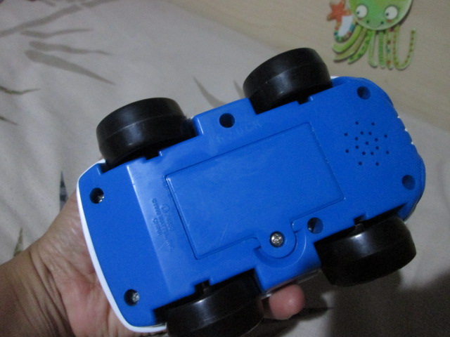 Fisher Price Little People Policeman's Car ของเล่นเสริมพัฒนาการสำหรับเด็กมือสอง