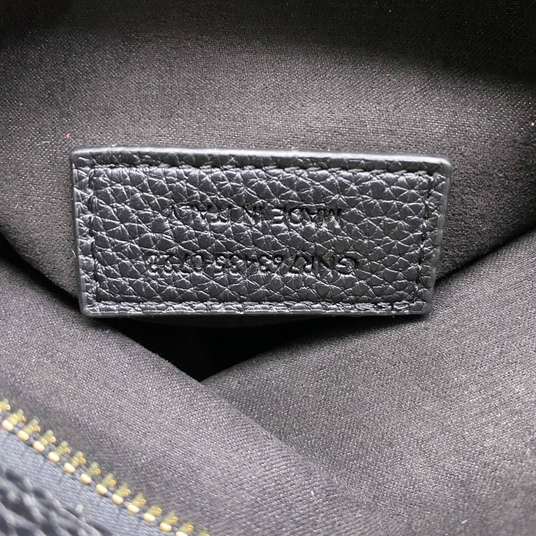 YSL LE 5 À 7 BEA IN GRAINED LEATHER / YSL TOTE BAG กระเป๋าสะพายใบใหญ่ จุใจ เกรดออริ 1:1 ใช้งานต่างประเทศได้