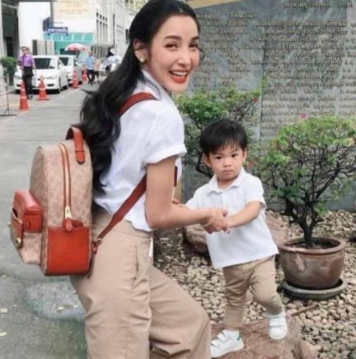 LARGE ของแท้ 💯% Coach Campus Backpack 23 In Signature Canvas