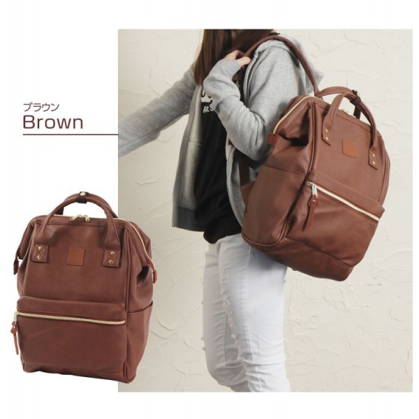 รุ่น คลาสสิก Anello Classic Polyurethane Leather Rucksack เป้อเนลโล ทำจาก PU Leather ทั้งใบ ดูแลทำความสะอาดง่าย น้ำหนักเบา สวยน่ารักดูดีค่ะ รุ่นนี้เป็นขนาดคลาสสิก (regular) สายสะพายแข็งแรง ด้านในบุผ้าอย่างดีค่ะ ด้านหลังและสายสะพายมีฟองน้ำช่วยซับพอร์ตไม่เจ